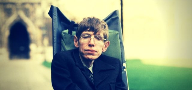 Stephen Hawking 76 Yaşında Hayatını Kaybetti